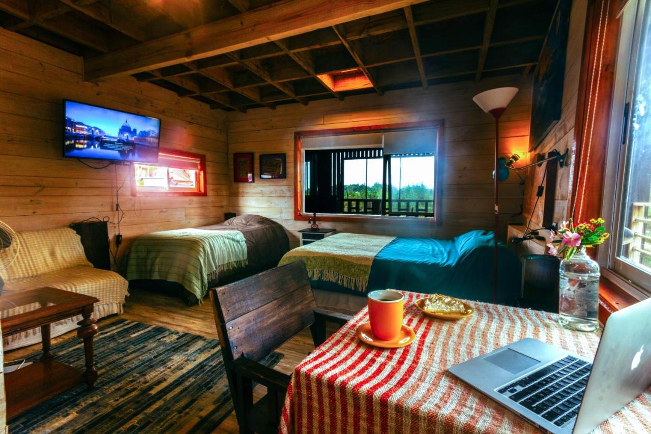 Sirena Insolente Hostel & Suites Pichilemu Exterior photo